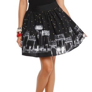 hot topic black skyline miniskirt
